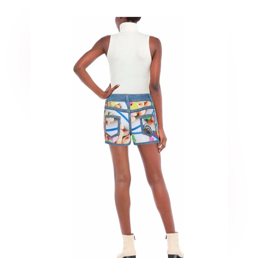 Moschino jeans shorts- size USA 6